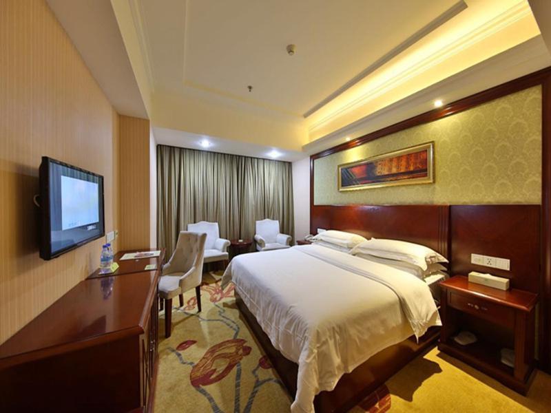 Vienna Hotel Zhangjiajie North Railway Station Екстериор снимка