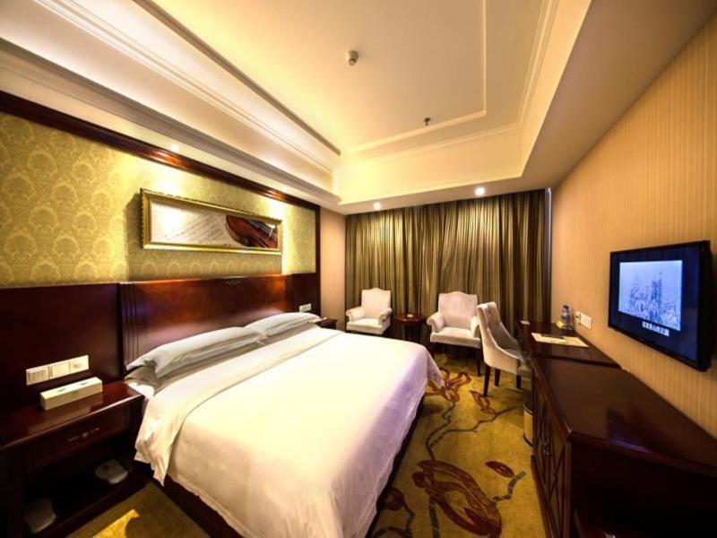 Vienna Hotel Zhangjiajie North Railway Station Екстериор снимка